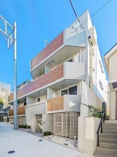 グランパセオ代々木上原Ⅱの物件外観写真