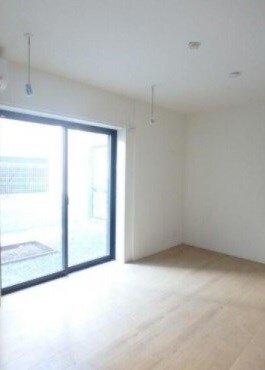 ウェルスクエアイズム四谷大京町の物件内観写真