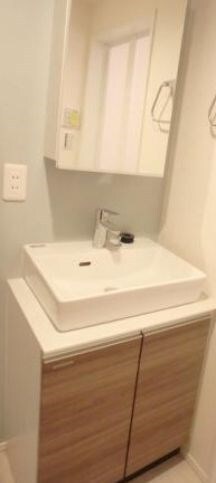 ウェルスクエアイズム四谷大京町の物件内観写真