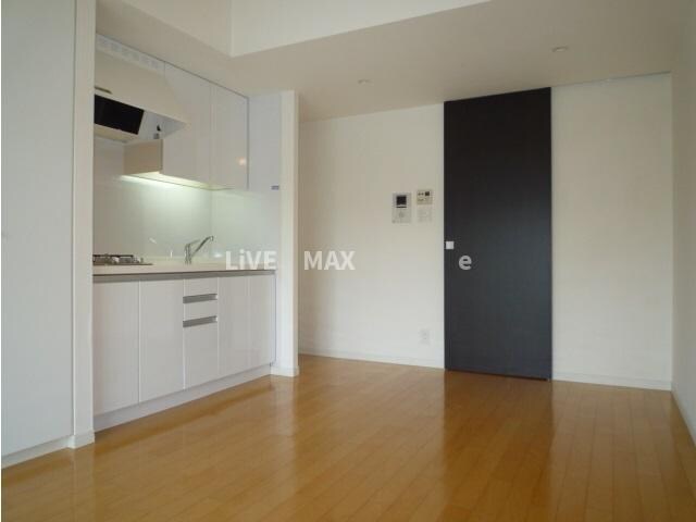 明治神宮前駅 徒歩8分 3階の物件内観写真