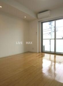 明治神宮前駅 徒歩8分 3階の物件内観写真