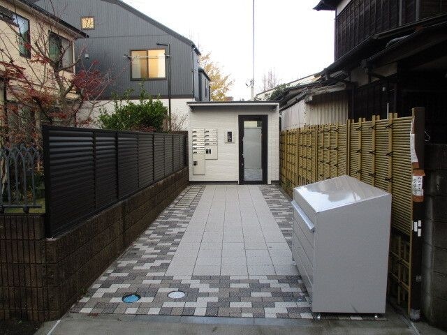 アザーレ・キュリオス新宿中井の物件外観写真