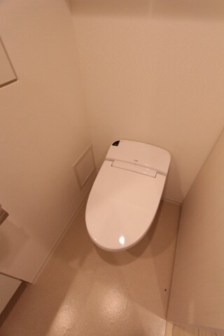 プラウドフラット代々木八幡の物件内観写真