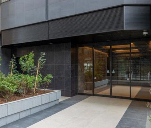 BRICK　RESIDENCE　南青山　の物件外観写真