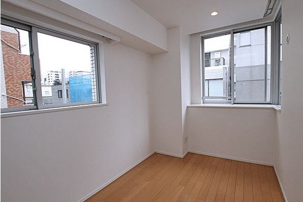 ドゥーエ日本橋浜町の物件内観写真