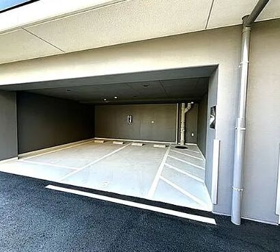 ワンルーフレジデンス亀戸　の物件外観写真