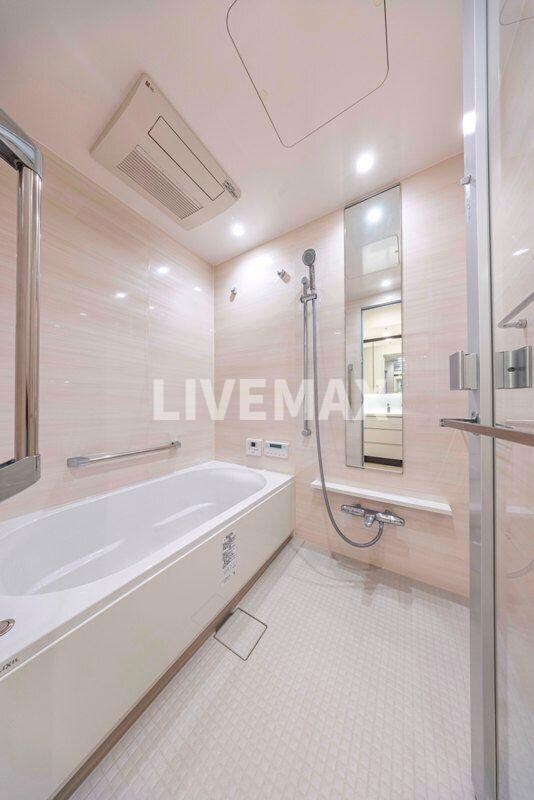 ＷＯＲＬＤ　ＴＯＷＥＲ　ＲＥＳＩＤＥＮＣＥの物件内観写真