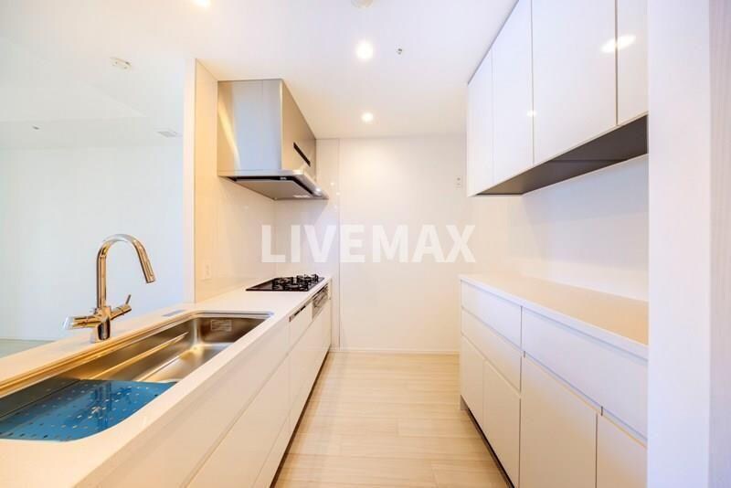 ＷＯＲＬＤ　ＴＯＷＥＲ　ＲＥＳＩＤＥＮＣＥの物件内観写真