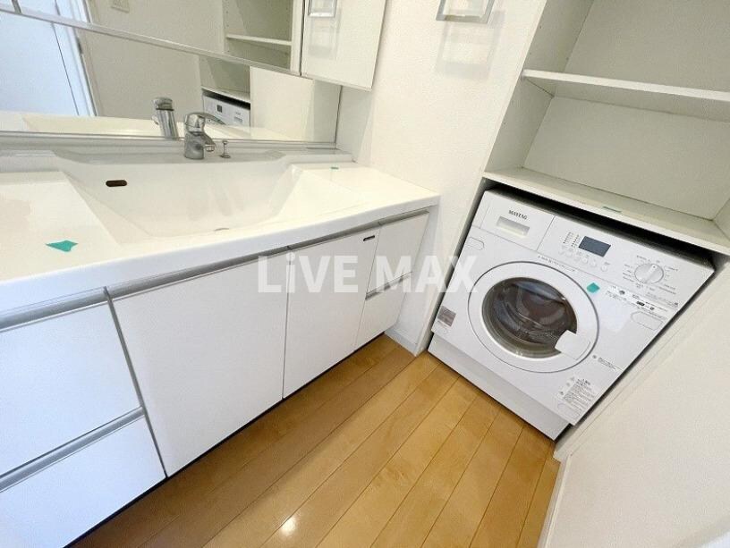 アジリア南麻布J'sの物件内観写真