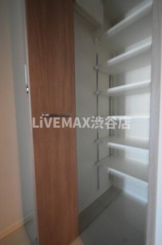 神宮北参道レジデンスの物件内観写真