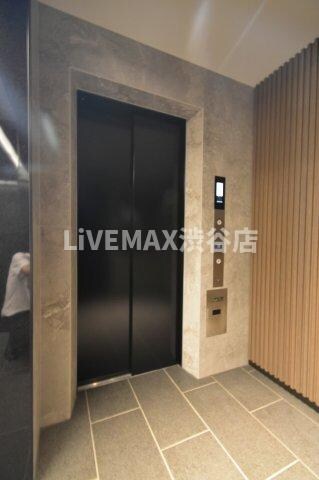 神宮北参道レジデンスの物件外観写真