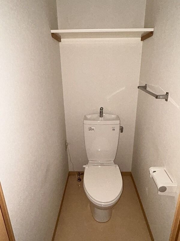 ＬＹＮＸ日本橋本町の物件内観写真