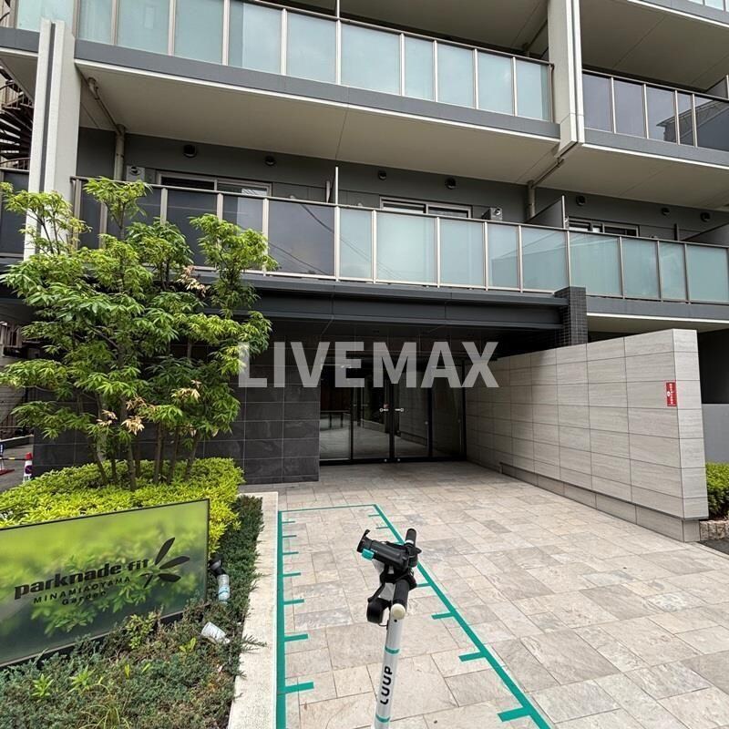 パークナードフィット南青山Ｇａｒｄｅｎの物件外観写真