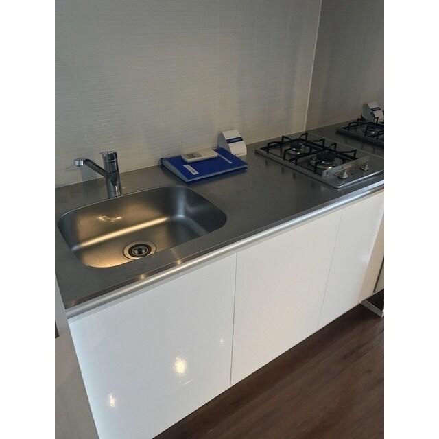 fino　JIYUGAOKAの物件内観写真