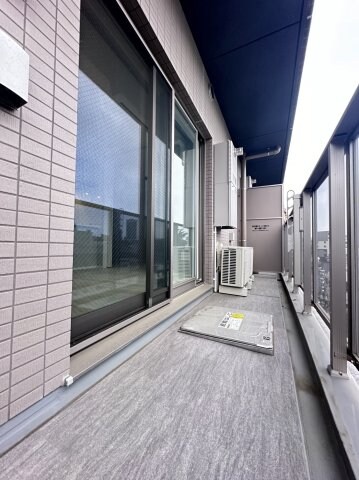 オーパスレジデンス南青山の物件外観写真