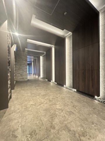 オーパスレジデンス南青山の物件外観写真