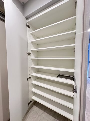 オーパスレジデンス南青山の物件内観写真