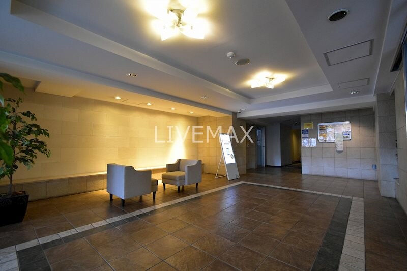 カスタリア初台の物件外観写真