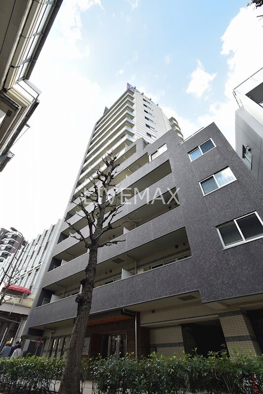 カスタリア初台の物件外観写真