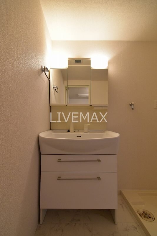 カスタリア初台の物件内観写真