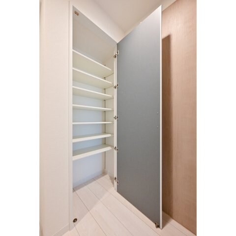 グランカーサ上野松が谷の物件内観写真