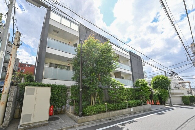 ガーデン原宿の物件外観写真