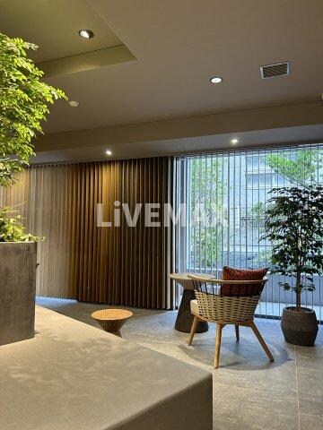 レフィールオーブ代々木の物件外観写真