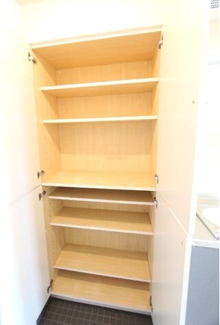 プラウドフラット森下の物件内観写真