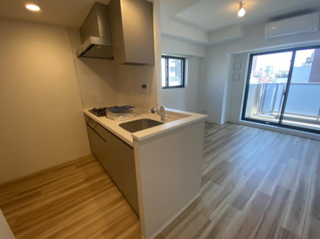 コスモグラシア浅草の物件内観写真