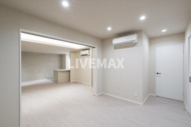 ストーリア赤坂の物件内観写真