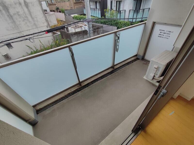 明治神宮前駅 徒歩8分 3階の物件内観写真