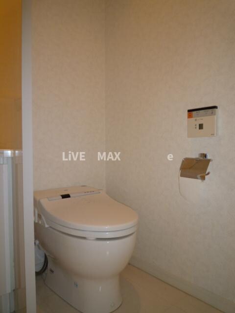 明治神宮前駅 徒歩8分 3階の物件内観写真