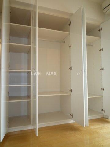 明治神宮前駅 徒歩8分 3階の物件内観写真