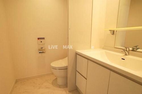 明治神宮前駅 徒歩8分 3階の物件内観写真