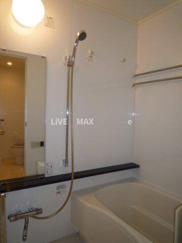 明治神宮前駅 徒歩8分 3階の物件内観写真