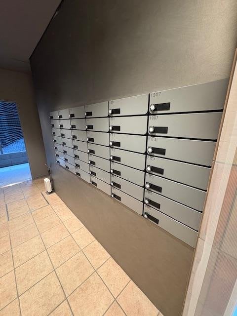 ウィステリア　エス　上野の物件外観写真