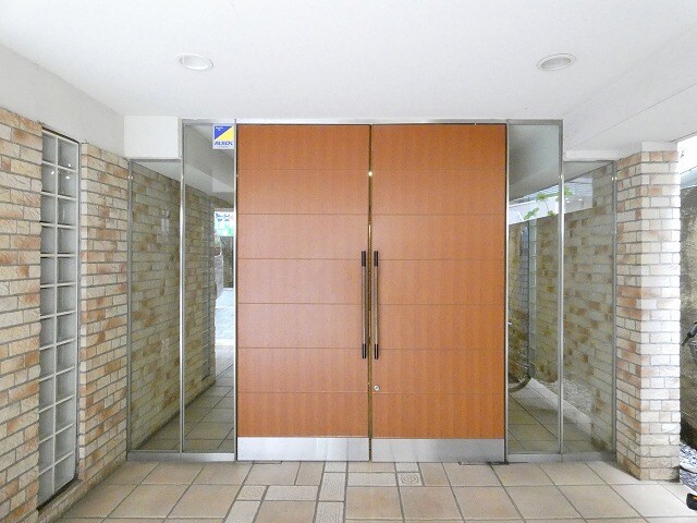 クインテット恵比寿の物件外観写真