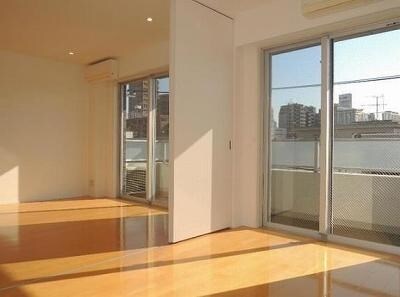 カスタリア初台Ⅱの物件内観写真