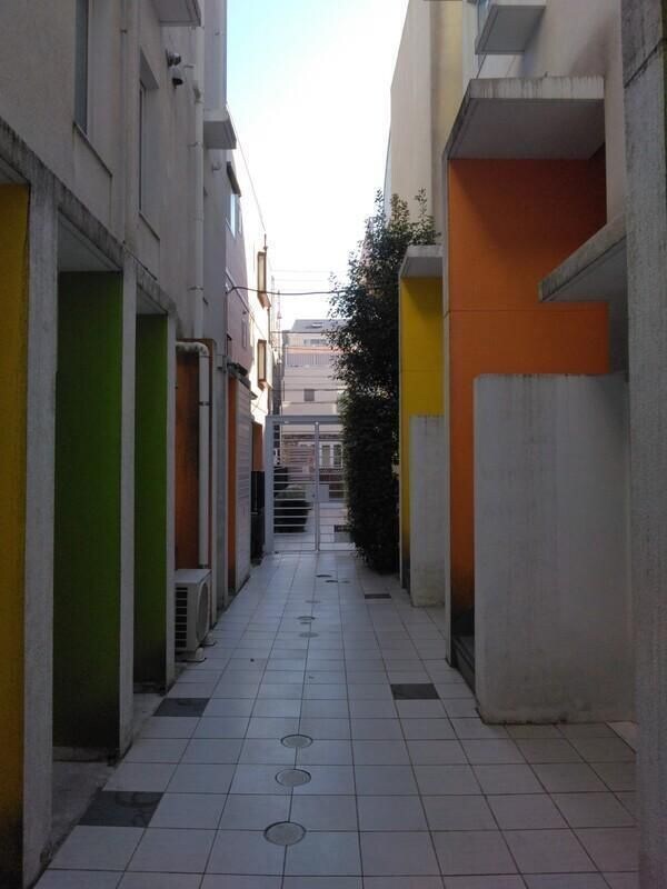 外苑前駅 徒歩8分 2階の物件外観写真