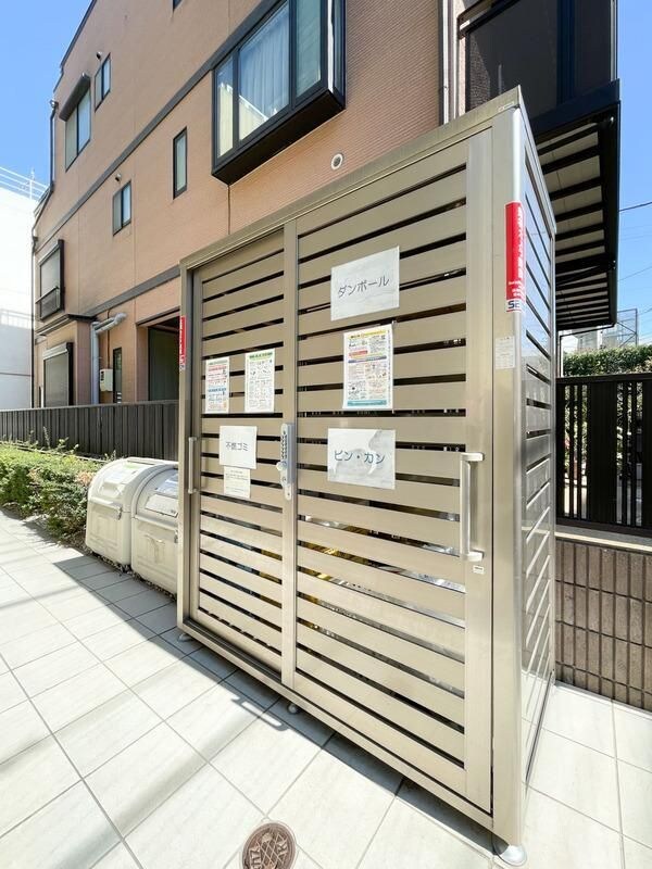 外苑前駅 徒歩8分 2階の物件内観写真