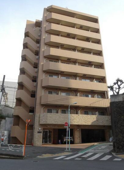 スカイコート代々木の物件外観写真