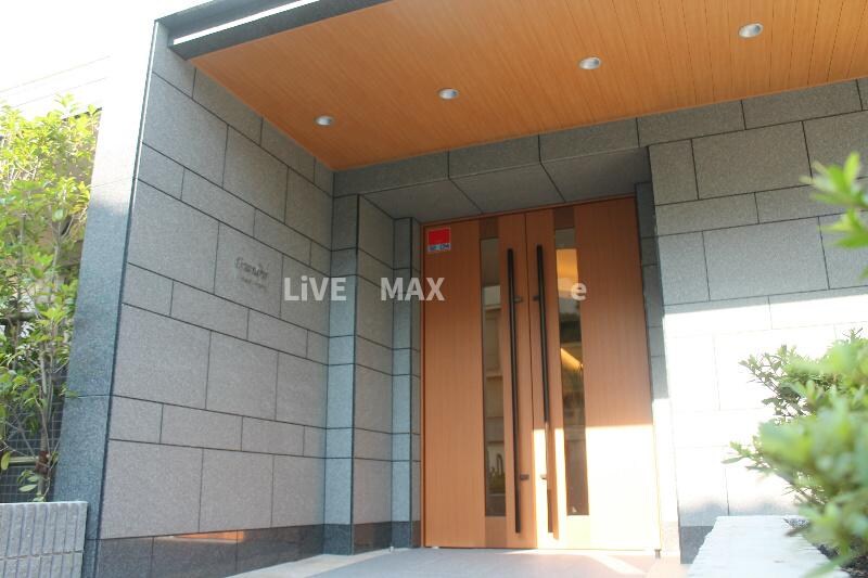 グランディール渋谷神泉の物件外観写真