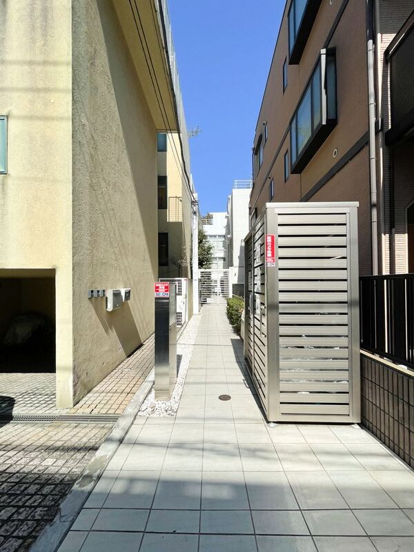 サンフェル神宮前の物件外観写真