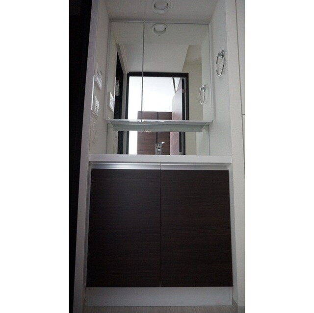 コンフォリア東新宿ステーションフロントの物件内観写真