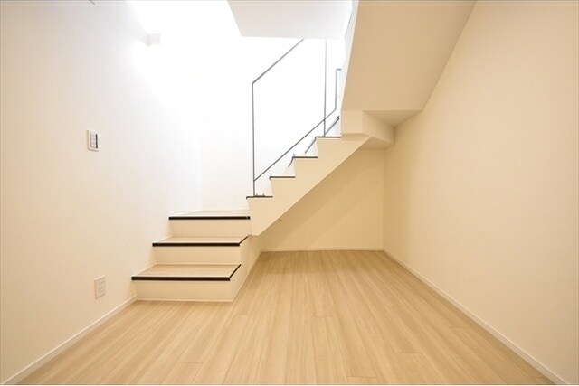 ファーヴァル代々木上原の物件内観写真