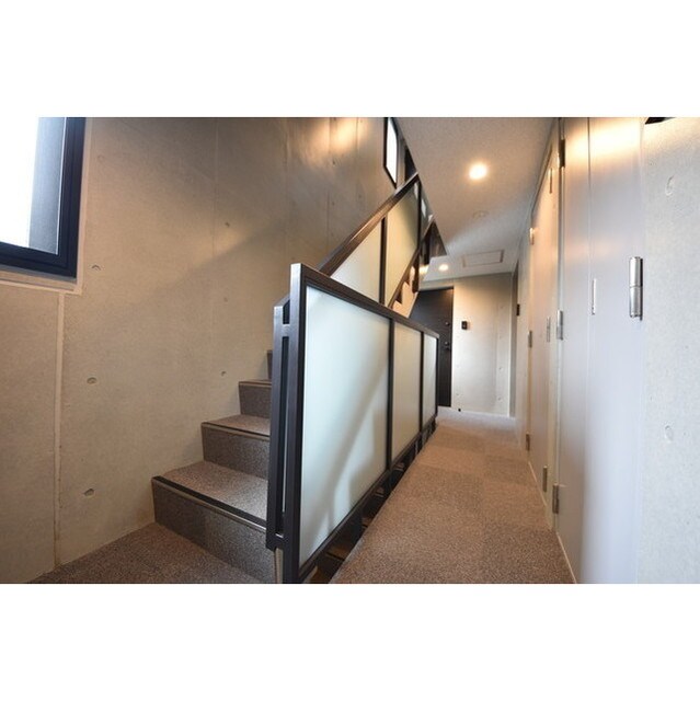 グローリオシェルト神宮前の物件外観写真