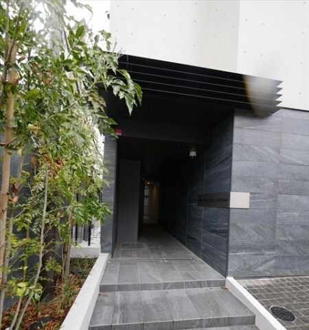 グローリオシェルト神宮前の物件外観写真