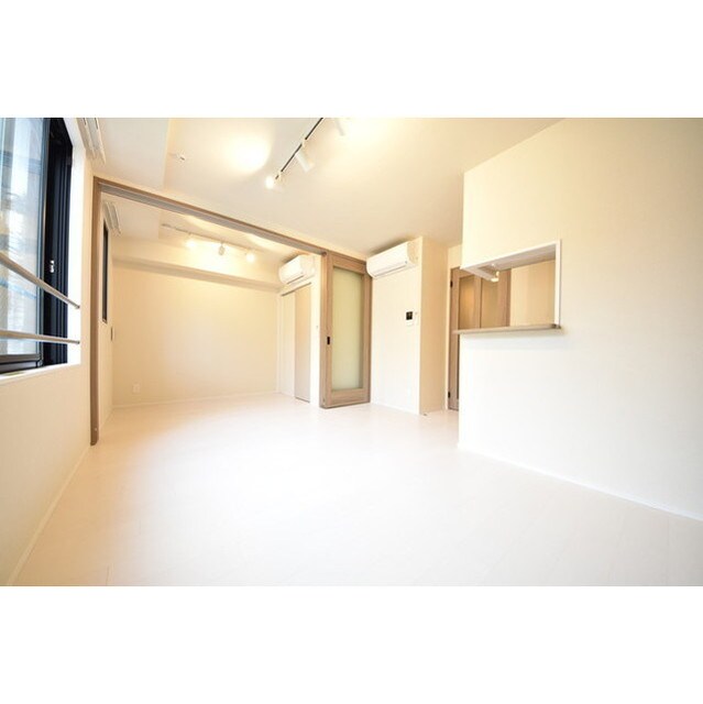 グローリオシェルト神宮前の物件内観写真