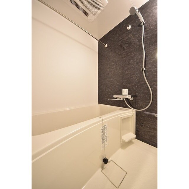 グローリオシェルト神宮前の物件内観写真