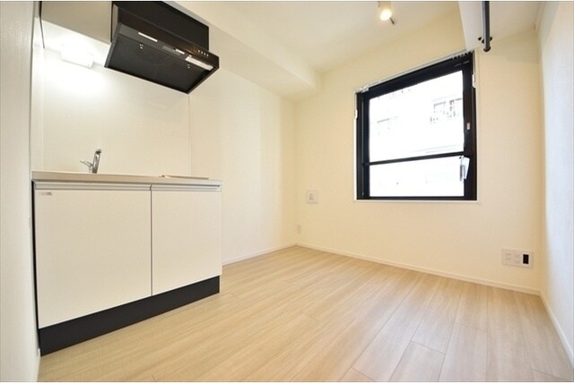 ファーヴァル代々木上原の物件内観写真